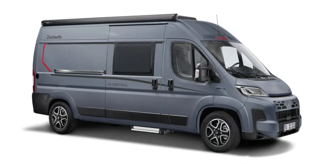 2021 06 DET Globetrail Irongrau frei 102124 RET Screen